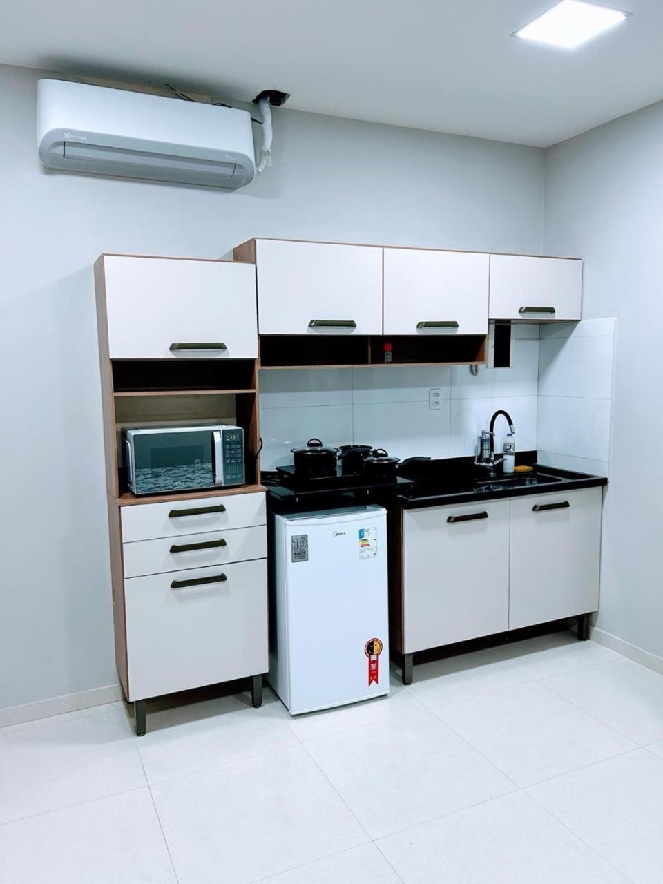 Estudio Novo Bem Equipado Сера Екстериор снимка